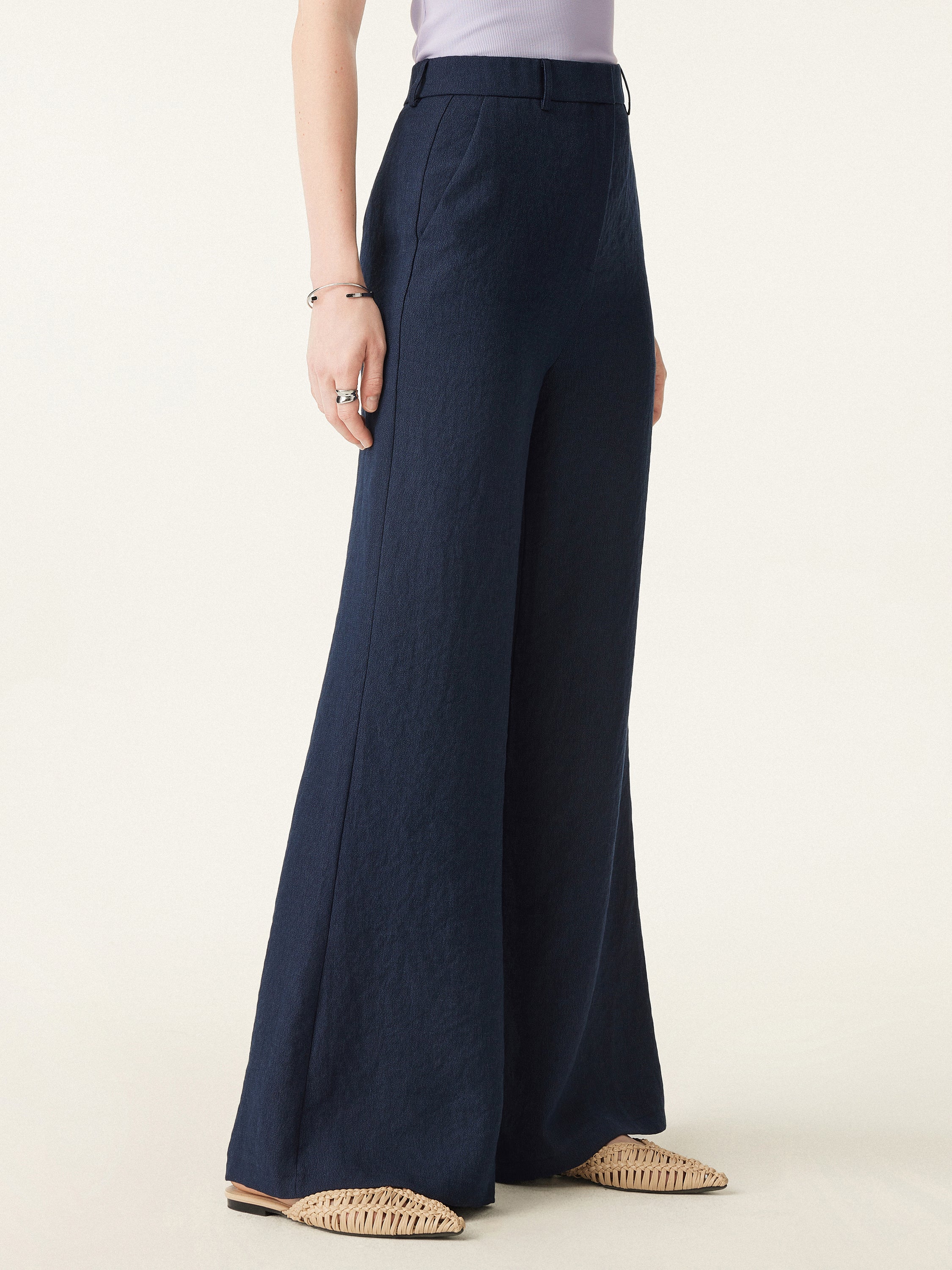 European Linen Mid Rise Flared Pant with Pockets