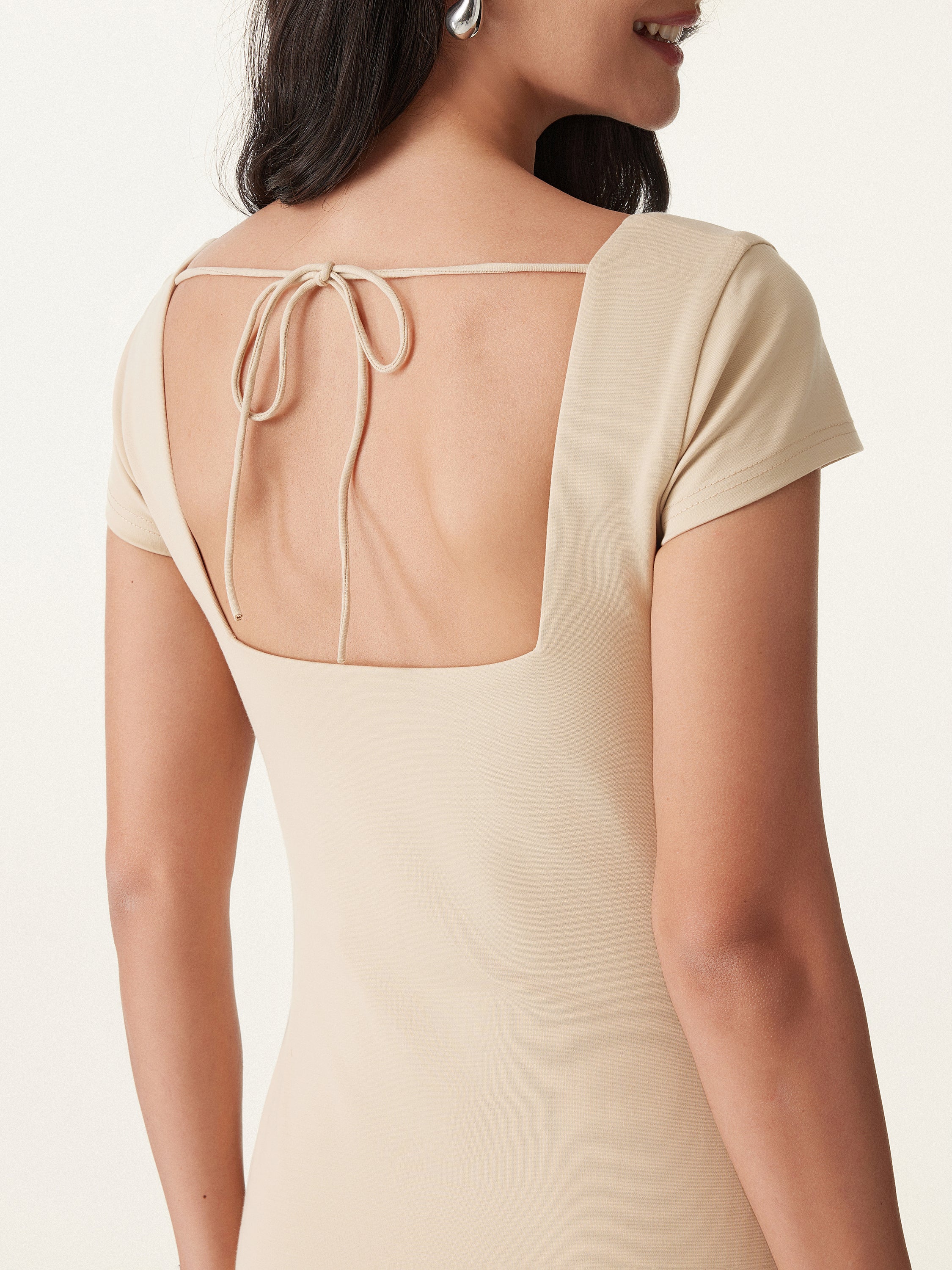 Diamond Neck Open Back Midi New Airy Brami Dress