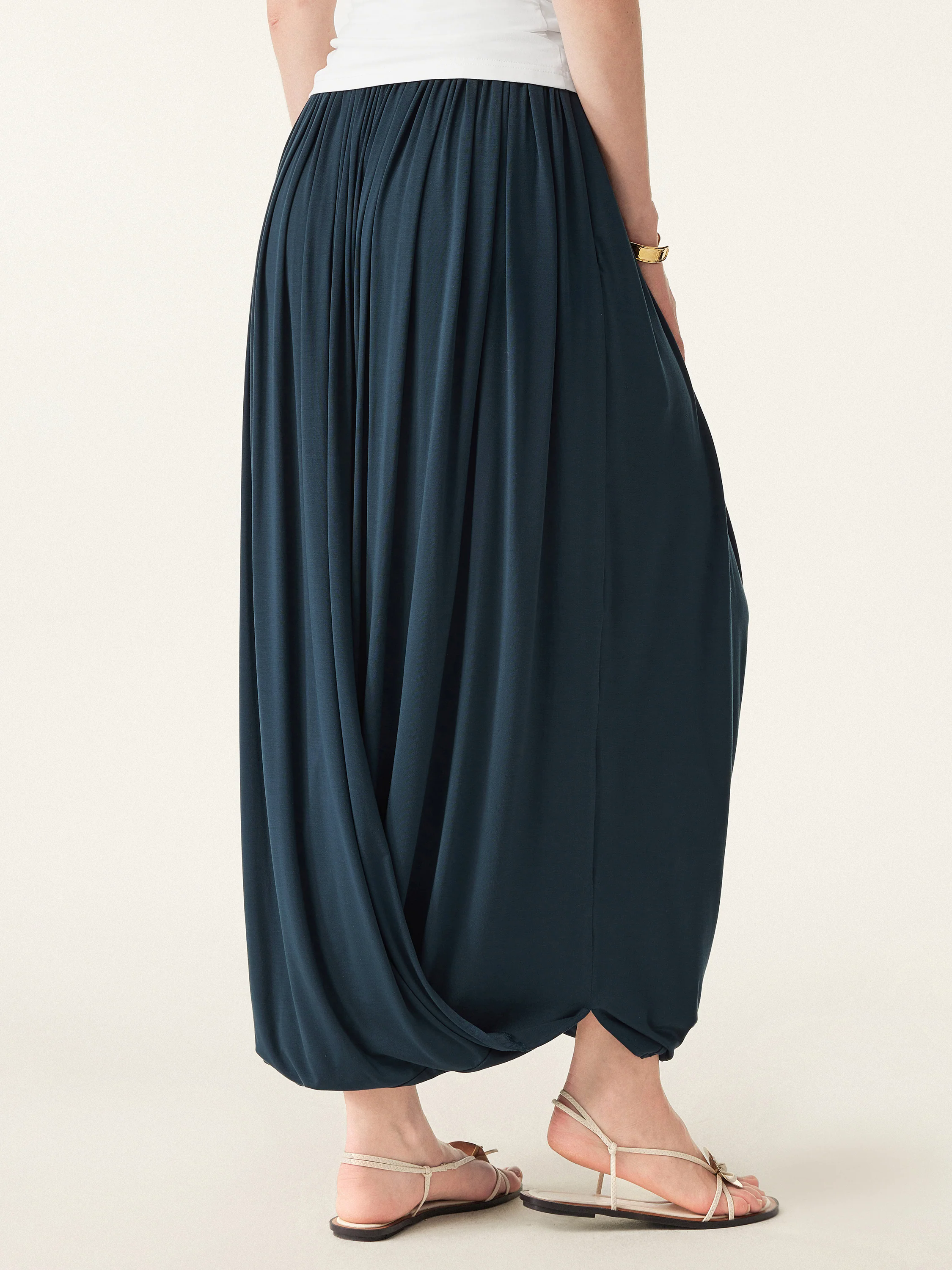 Artsy Twisted Hem Maxi Pull-on Skirt