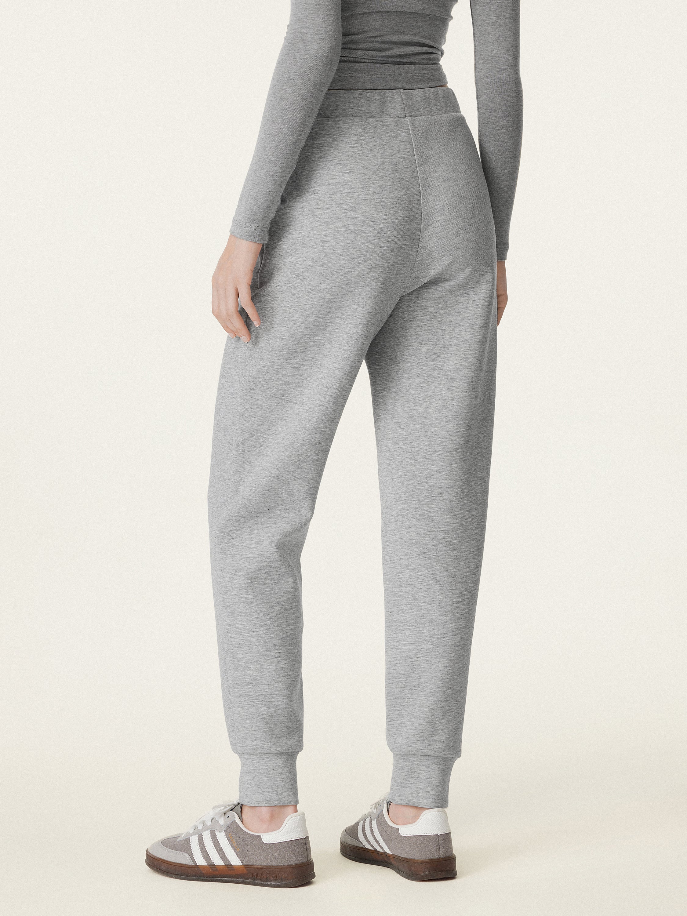 Mid Rise Pull-on Jogger with Pockets